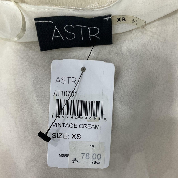 ASTR Cream Floral Long Vest Duster with a fringe - Picture 5 of 8